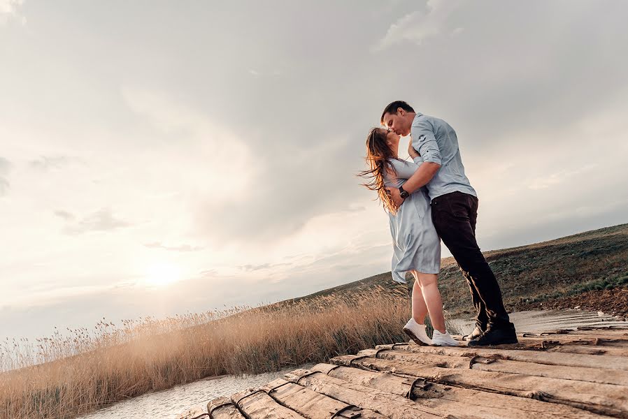 Wedding photographer Dmitriy Kotov (dmitrykot). Photo of 28 August 2020