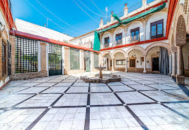 Maison avec piscine et jardin 11