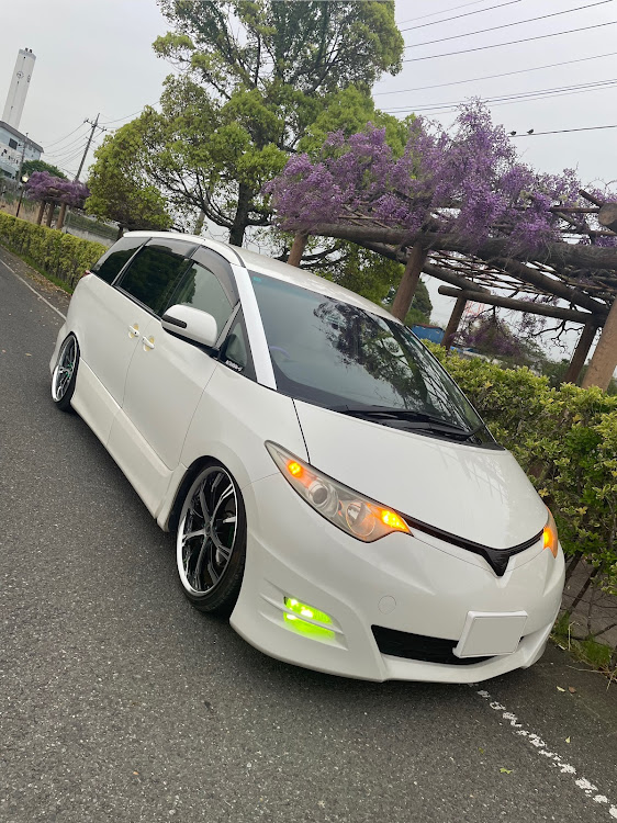 エスティマの藤と愛車・084customに関するカスタム事例の投稿画像1枚目