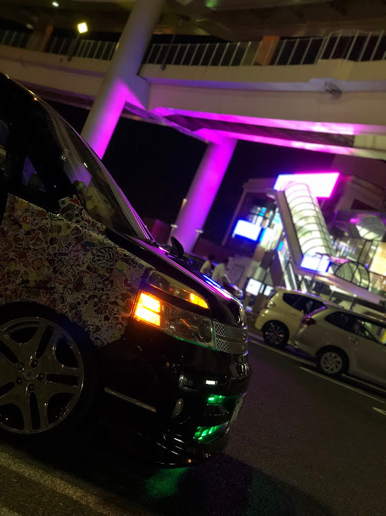 ヴォクシーのドライブ・エムズガレージに関するカスタム事例の投稿画像1枚目