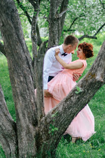 Fotógrafo de casamento Ayrat Shakirov (shakirovairat). Foto de 16 de julho 2016