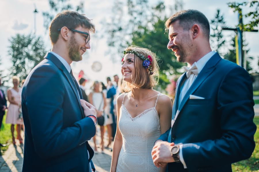 शादी का फोटोग्राफर Piotr Połoczański (redwedding)। अप्रैल 3 2017 का फोटो