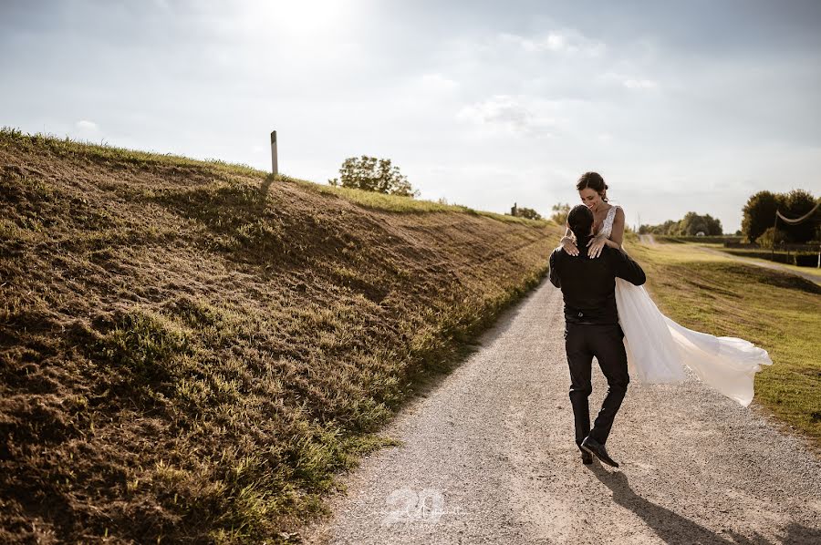 Fotografo di matrimoni Enrico Andreotti (andreotti). Foto del 13 aprile