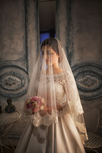 Wedding photographer Dzhamilya Kuchukova (eledvein). Photo of 27 November 2017