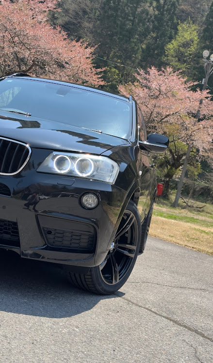 X3のBMW・X3・F25・タイプM・ホイール交換に関するカスタム事例の投稿画像2枚目