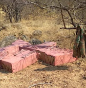 A consignment of illegal cigarettes were confiscated by soldiers at the border between SA and Zimbabwe.