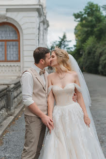 Fotógrafo de bodas Yuliya Vasileva (crimeanphoto). Foto del 12 de julio 2023