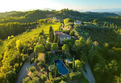 Villa avec piscine et jardin 7