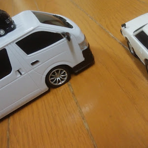 ハイエースバン TRH200V