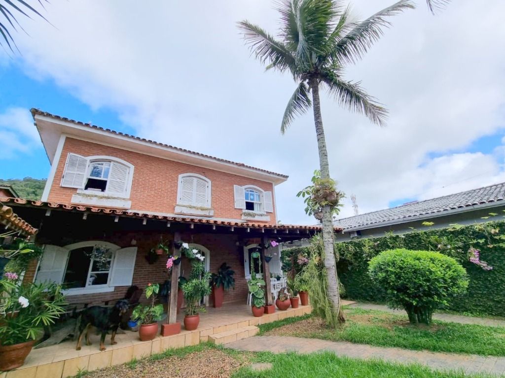 Casas à venda Enseada