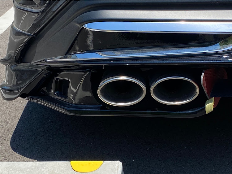 プリウスPHVの仲のいい繋がりは大事にしたい・グッジョブレーシング・GJ-R・ゴルフ⛳️大好き💕・ラバースプレー塗装に関するカスタム事例の投稿画像3枚目