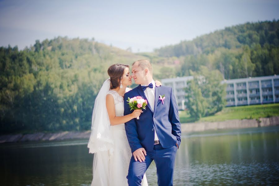 Photographe de mariage Tatyana Burkova (burkova). Photo du 31 août 2014