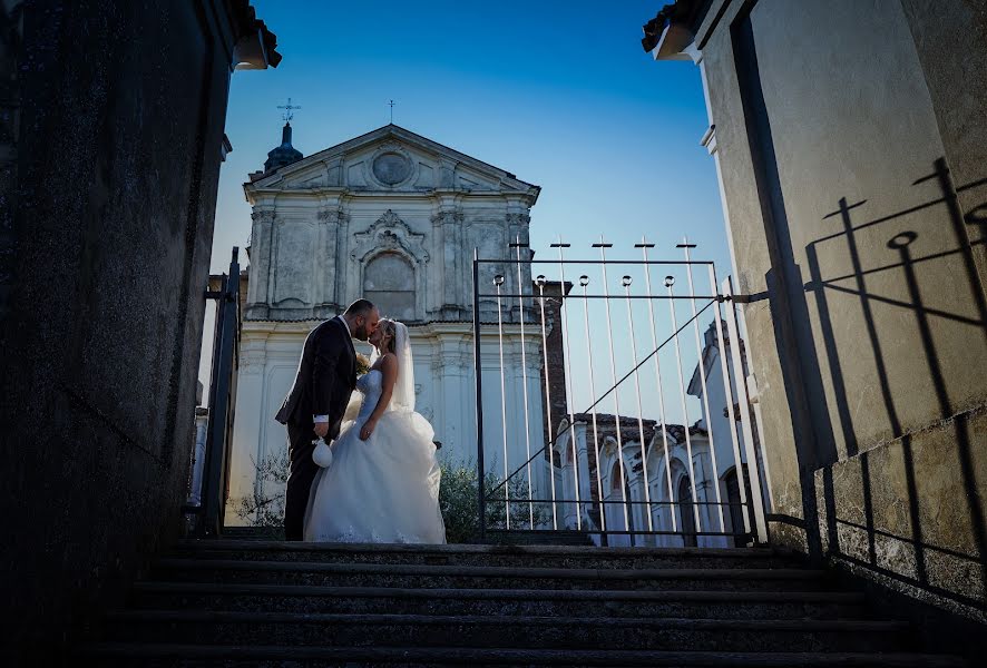 Wedding photographer Alessandro Genovese (alessandrogenov). Photo of 4 December 2019