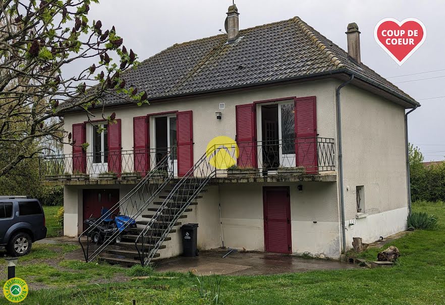 Vente maison 4 pièces 80 m² à Mehun-sur-Yèvre (18500), 115 500 €