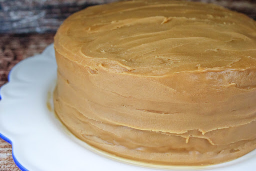 Old Timey Caramel Icing frosting a cake.