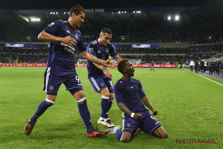 Onyekuru klaar om te schitteren op het WK: "Onze tijd om de voetbalwereld te veroveren is aangebroken"