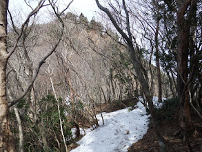 山頂（西峰）へ