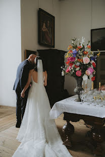 Wedding photographer Catalina Dumitrascu (tandem). Photo of 16 October 2023