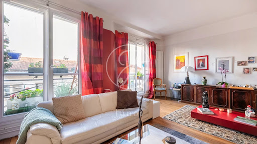 Apartment 4