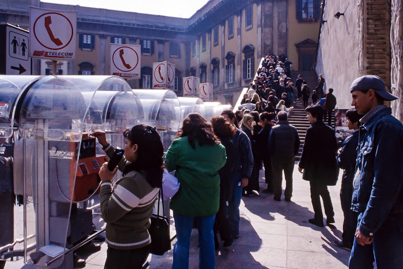 Anni 90; cabine telefoniche; non cellulari di BF48