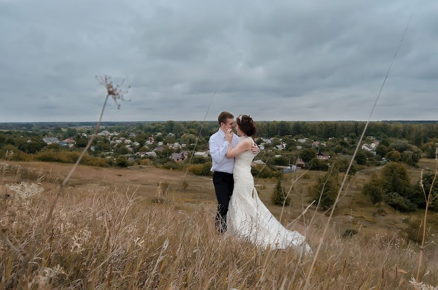ช่างภาพงานแต่งงาน Nastya Kargopolova (nkphoto) ภาพเมื่อ 7 พฤษภาคม 2019