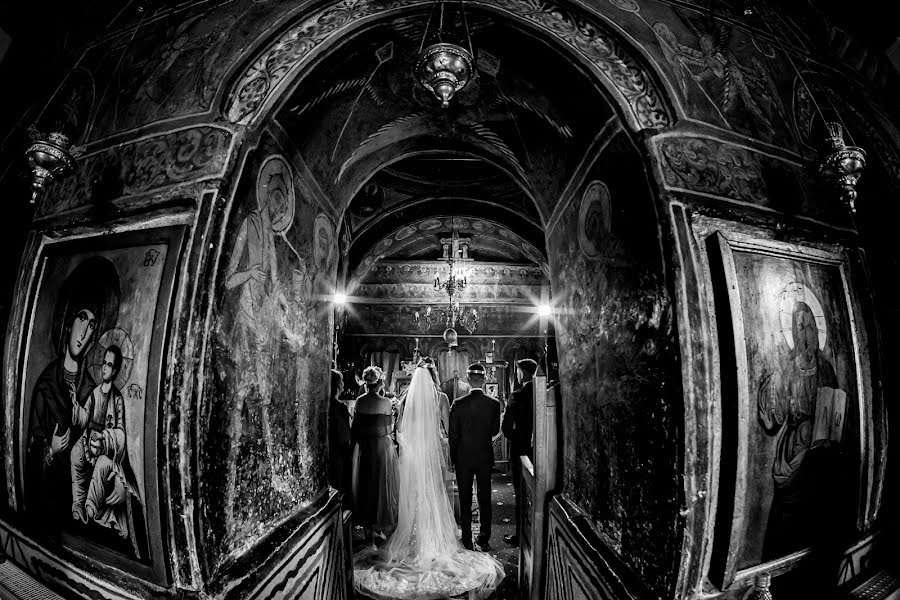 Fotografo di matrimoni Dobrinescu Mihai (mihaidobrinescu). Foto del 31 luglio 2023