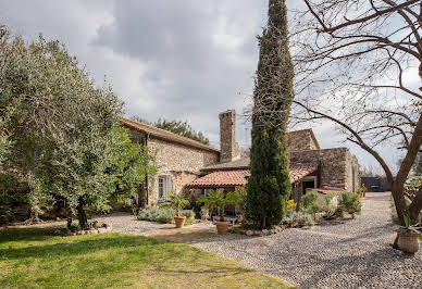 Villa avec piscine et jardin 3