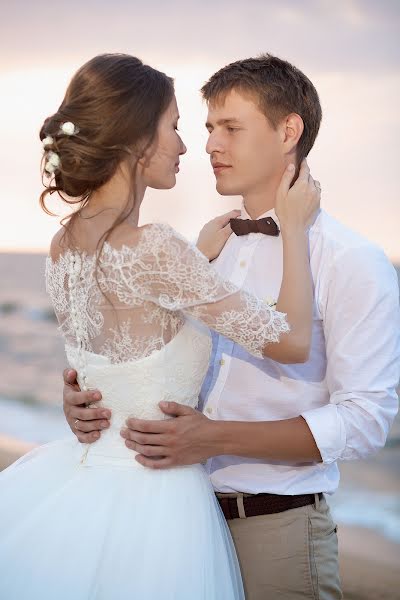 Wedding photographer Olesya Shapovalova (lesyashapovalova). Photo of 28 January 2017