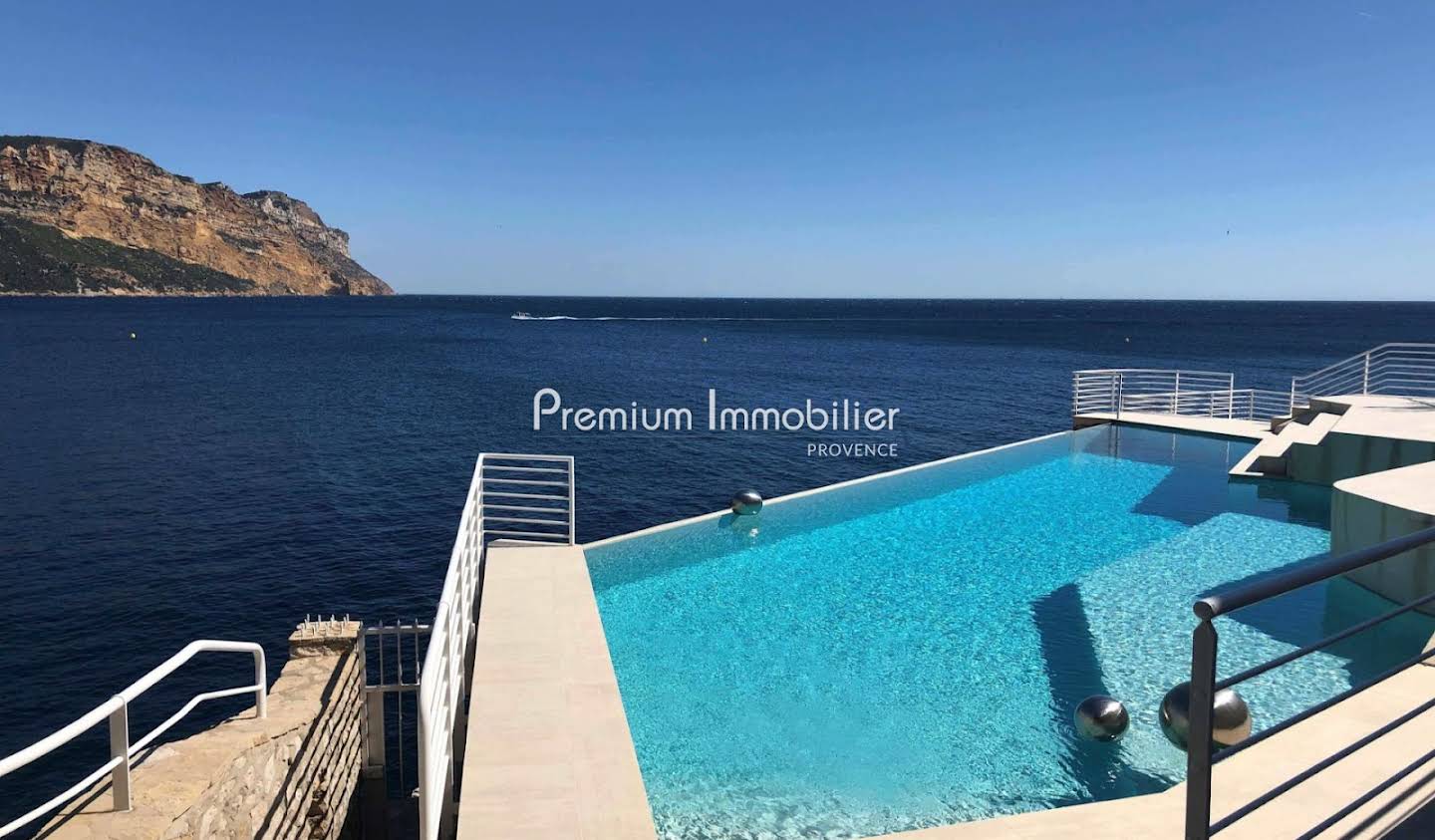 Villa avec piscine et terrasse Cassis