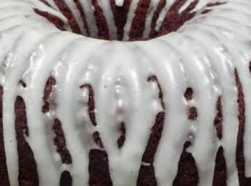 FRESH BANANA BUNDT CAKE