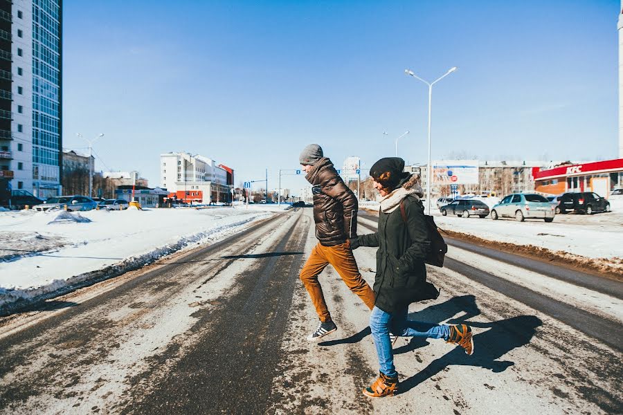 Wedding photographer Roman Urumbaev (eyesnv). Photo of 25 February 2016