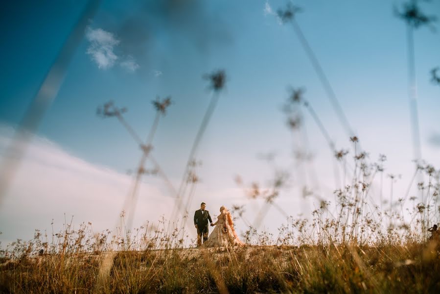 Hääkuvaaja Remy Samsee (byremynco). Kuva otettu 22. heinäkuuta 2019