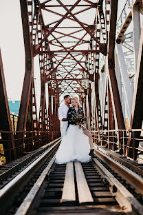 Fotógrafo de casamento Anastasiya Milo (phmilo). Foto de 28 de junho 2022