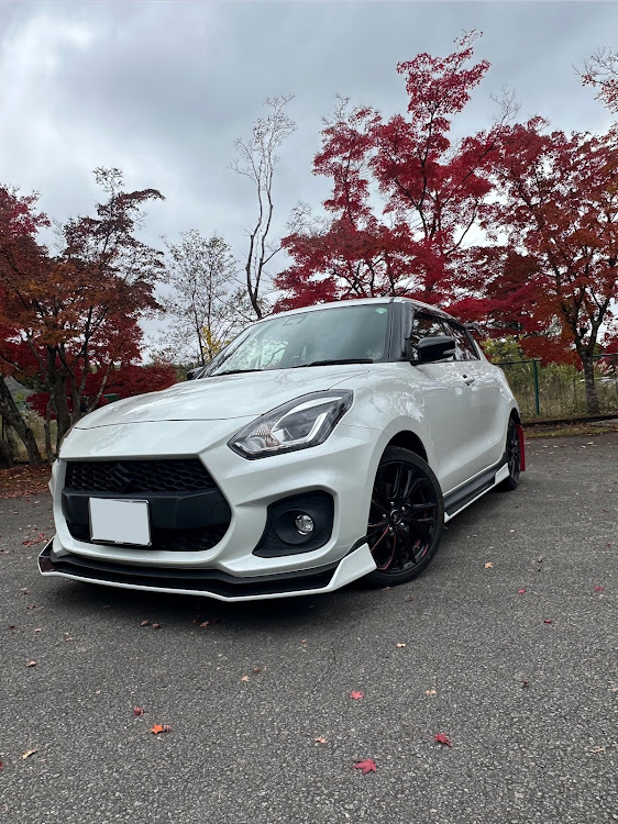 スイフトスポーツの車が好きな人と繋がりたい・スイフトスポーツ・コメントお待ちしております。・コメント喜びます・山梨県に関するカスタム事例の投稿画像1枚目