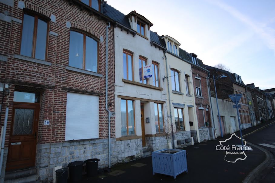 Vente maison 5 pièces 134 m² à Vireux-Molhain (08320), 106 000 €