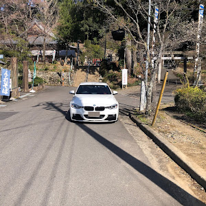 3シリーズ セダン 320d