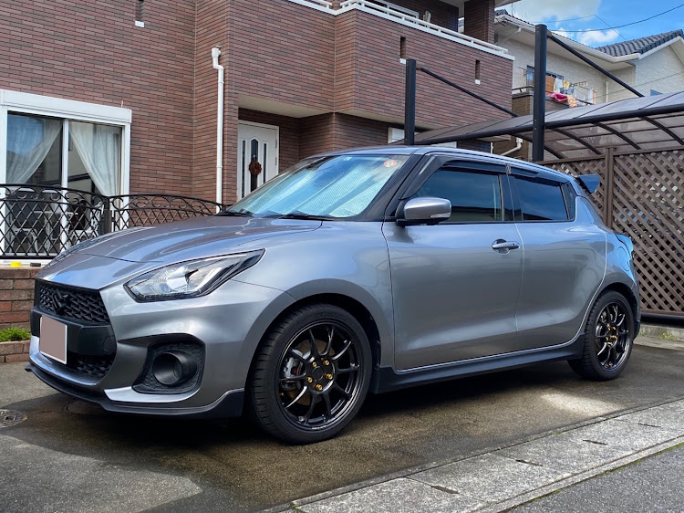 スイフトスポーツのzc33s・スイフトスポーツ・洗車に関するカスタム事例の投稿画像1枚目