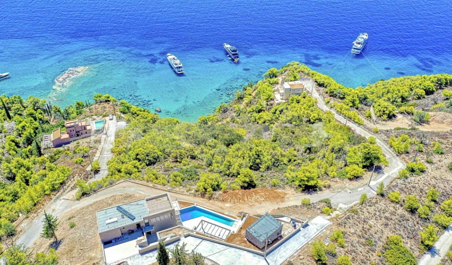 Villa avec piscine en bord de mer Porto Cheli