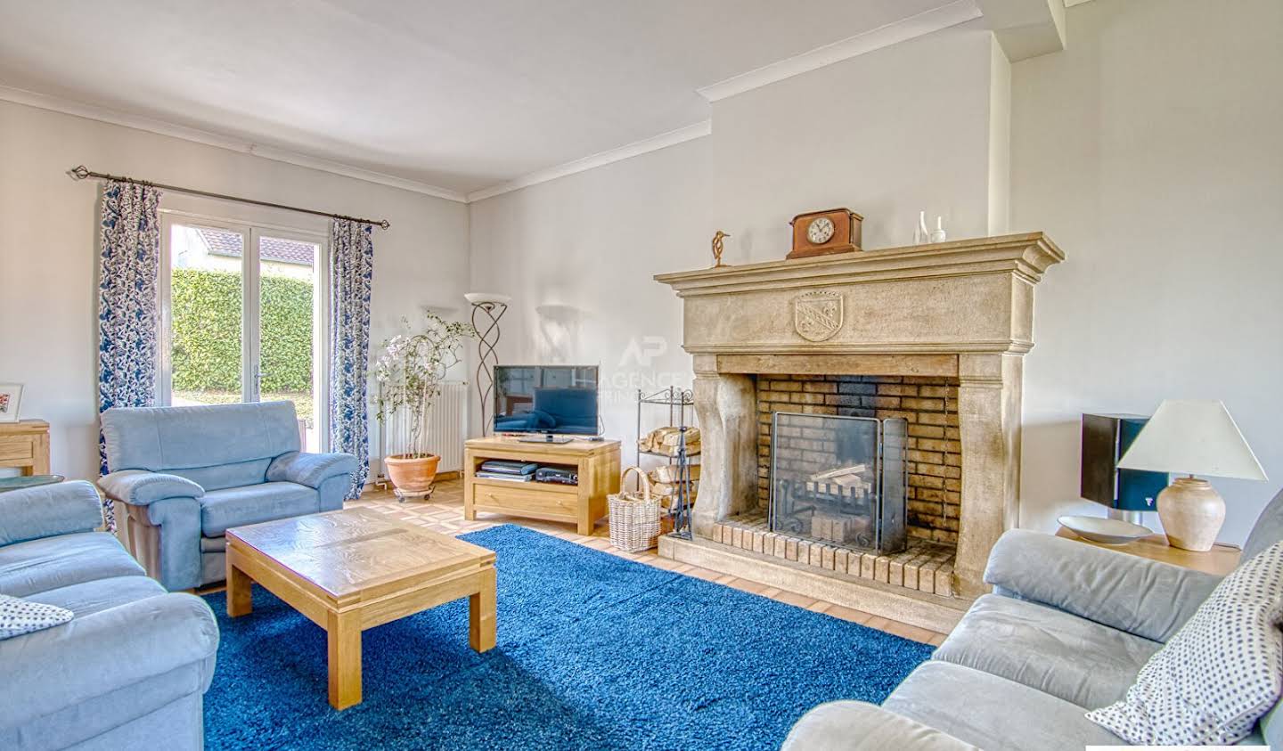 House with terrace Saint-Germain-en-Laye