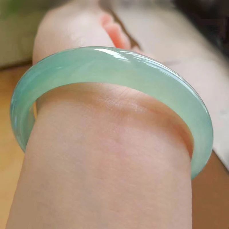 Title 2, Bracelet Femme Simple en Jade Jadeïte Glacé. Él...