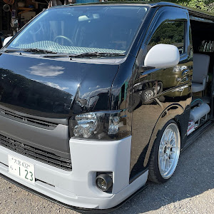 ハイエースバン KDH200V