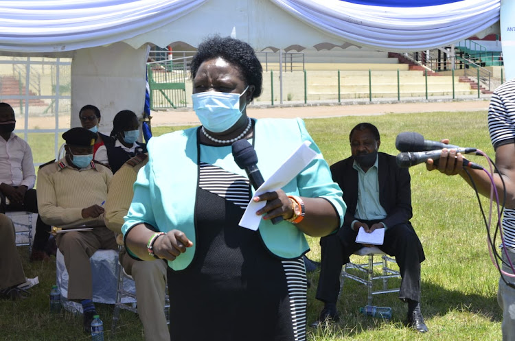 Anti-FGM board chairperson Agnes Pareiyo meeting chiefs and their assistants at Narok Stadium on Friday, September 18..