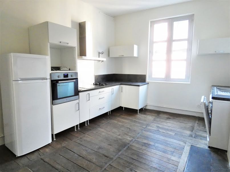 Location  appartement 3 pièces 100 m² à Limoges (87000), 830 €