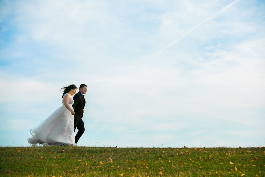 Photographe de mariage Fotografika Fotografika (adriantirsogoiu). Photo du 23 décembre 2017