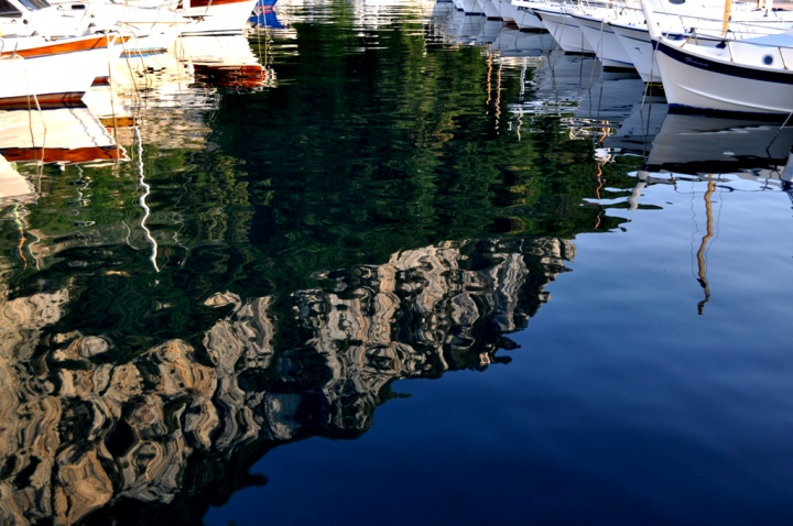 Barchette nel porto di Gianmario Aprea