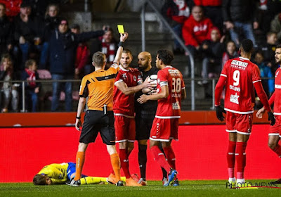 Scheidsrechter Put en VAR krijgen ongewilde hoofdrol in Antwerp-STVV: "Hier stellen wij ons uiteraard vragen bij"