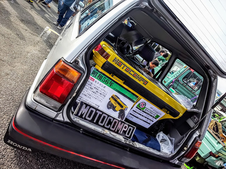 RX-7のFC3S・お台場旧車天国2018・キャンギャルさん優しい❤・バイク・カッコイイFC保存会に関するカスタム事例の投稿画像13枚目