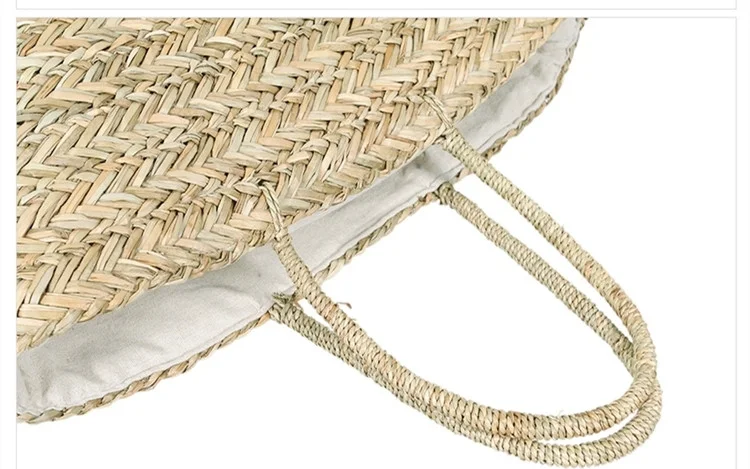 Bolso de playa sencillo y generoso, un compañero acuático ideal para vacaciones. Perfecto para llevar todo lo esencial con estilo y comodidad.