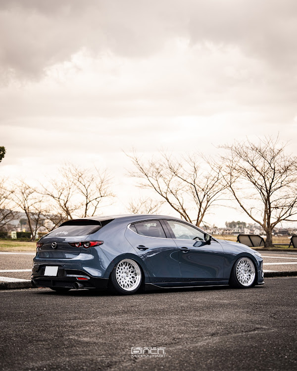 MAZDA3の2024ベストショット11月・オフ会・ドライブ・いい27の日に関するカスタム事例の投稿画像2枚目