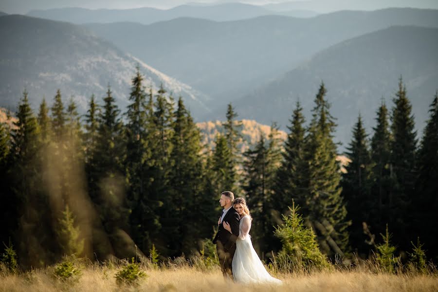 Photographe de mariage Bogdan Vіntonyak (photoartmedia). Photo du 23 février 2023